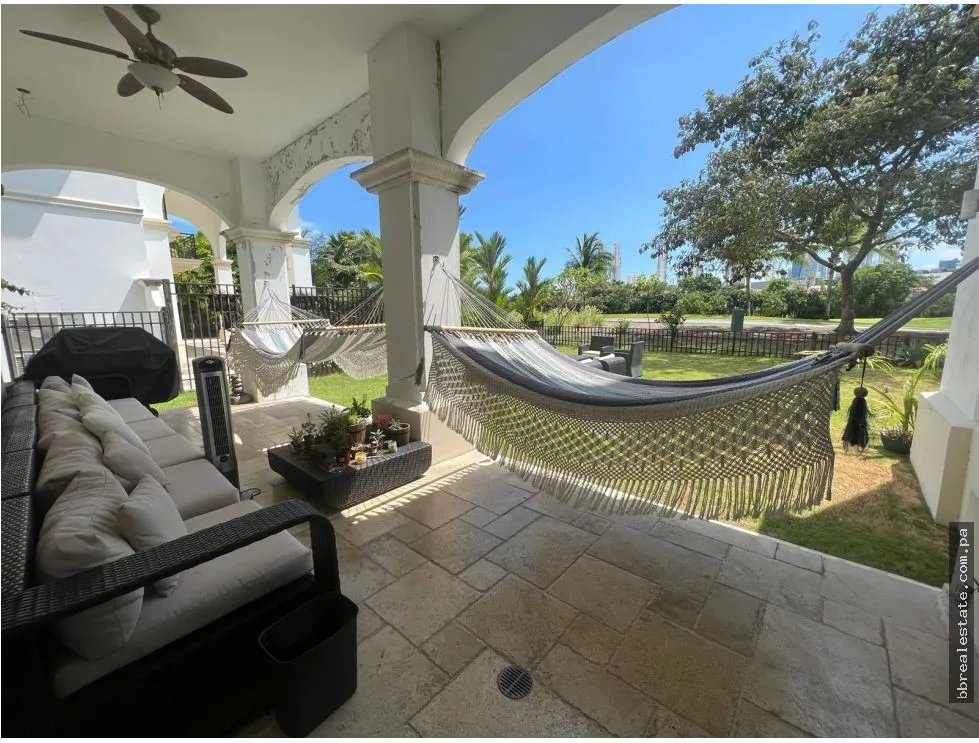 Venta de casa en Santa María, Fairway Estates