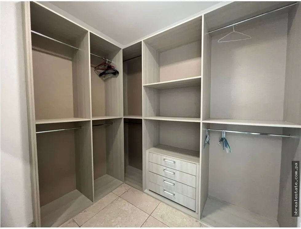 Alquiler de apartamento Amoblado en Paitilla, Ph Deluxe Residences