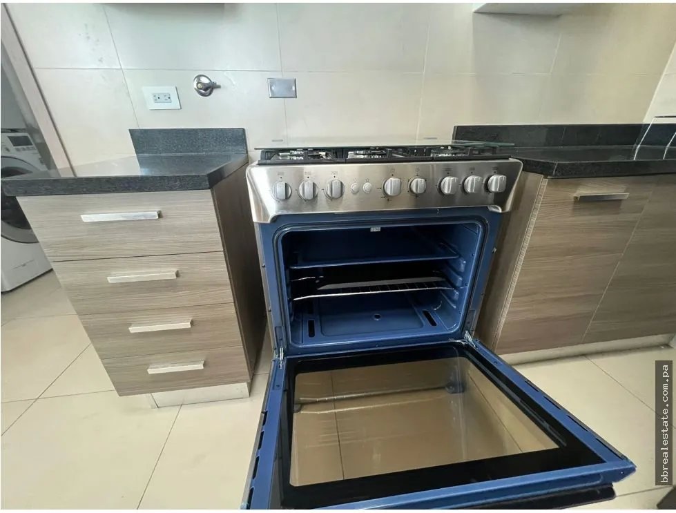 Alquiler de apartamento Amoblado en Paitilla, Ph Deluxes Residences
