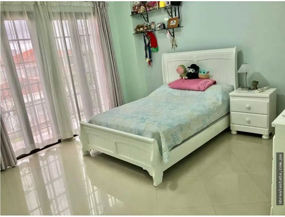 Single Family House for sale in Condado del Rey