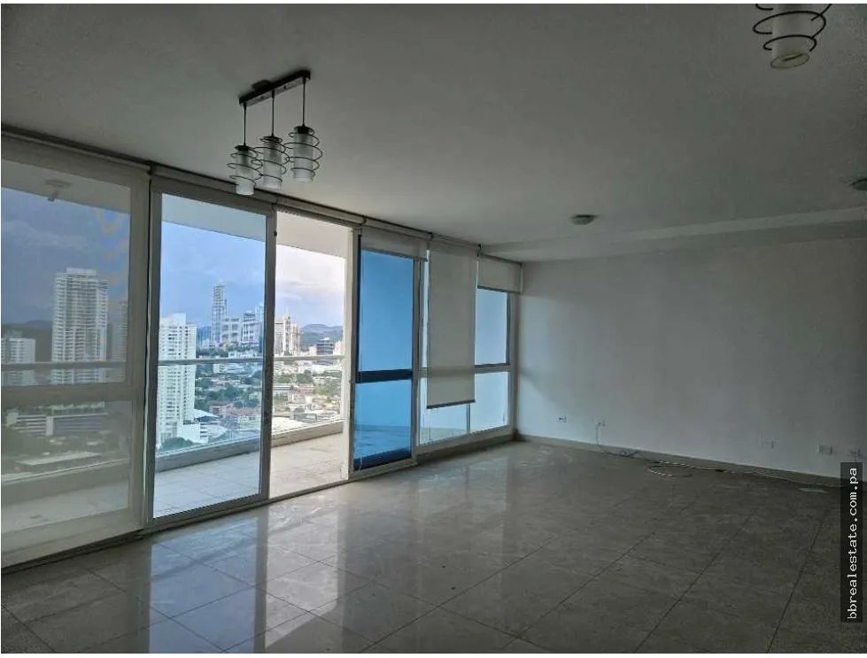 Venta de apartamento en el Cangrejo, Ph The  Forum