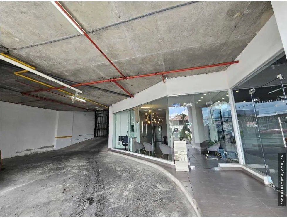 Venta de Local en Parque Lefevre