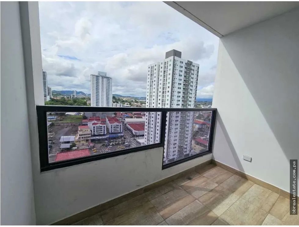 Apartment for sale in Parque Lefevre