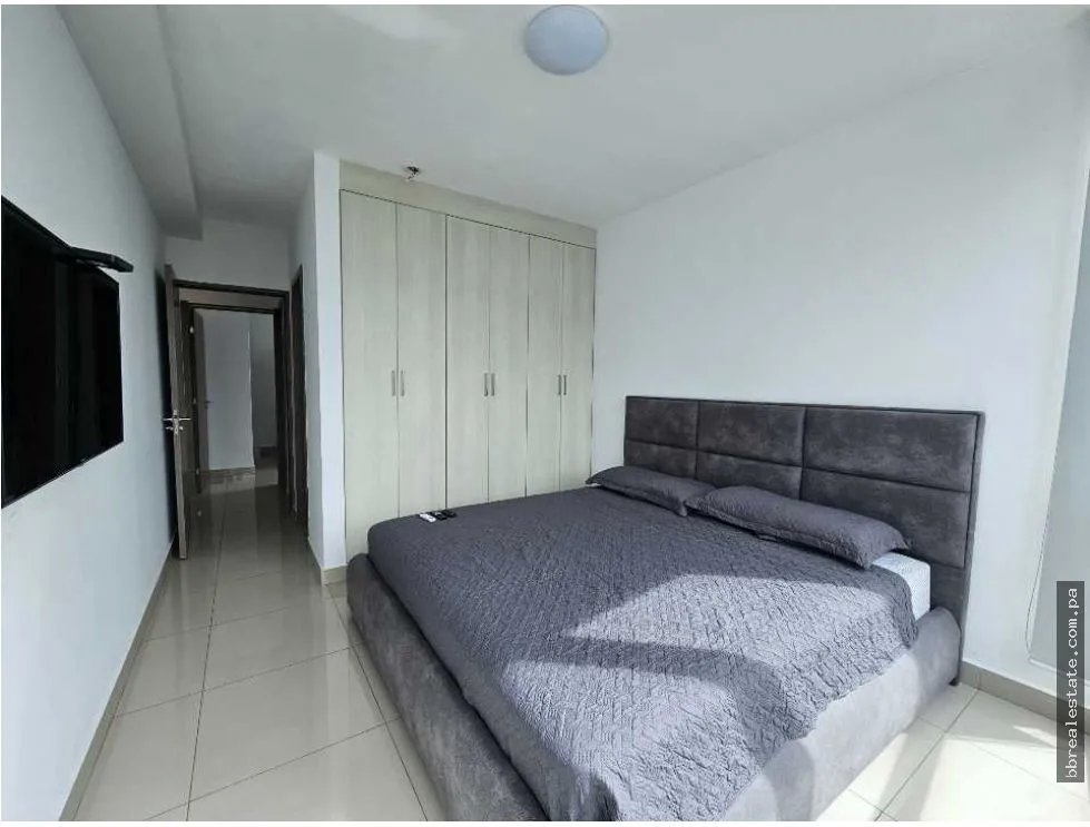 Apartment for sale in Parque Lefevre