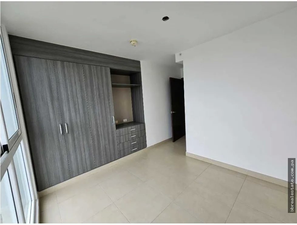 Apartment for sale in Condado del Rey