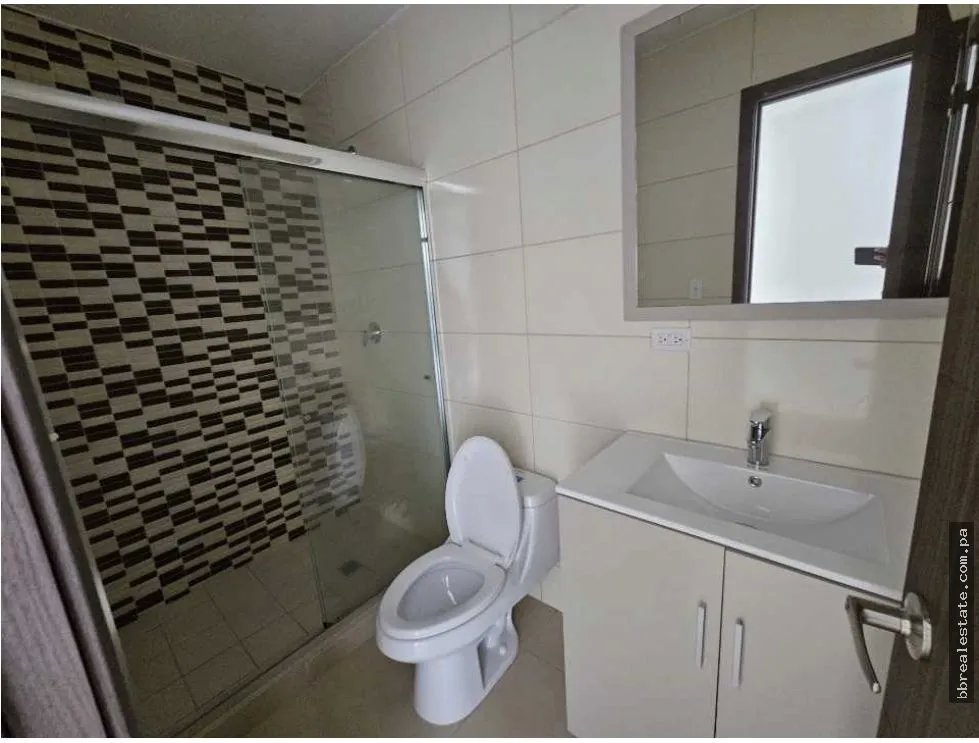 Venta de apartamento en Condado del Rey, Kings Park
