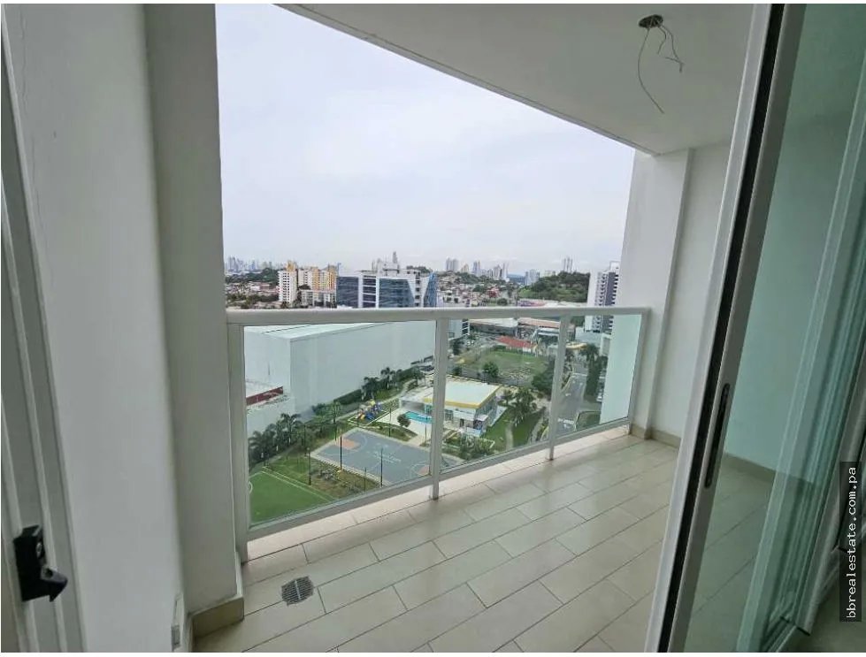Venta de apartamento en Condado del Rey, Kings Park
