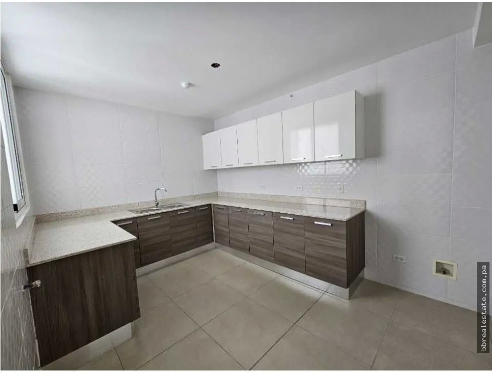 Venta de apartamento en Condado del Rey, Kings Park
