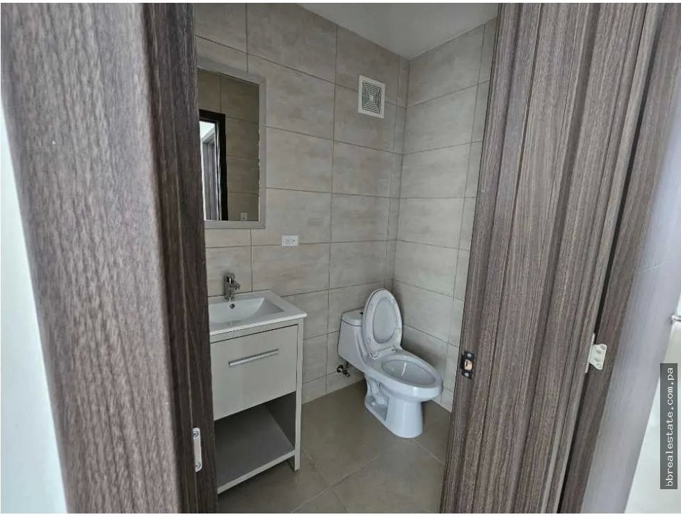 Venta de apartamento en Condado del Rey, Kings Park