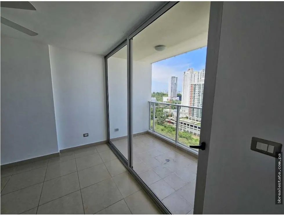 Alquiler de apartamento en Condado del Rey, Ph Rokas
