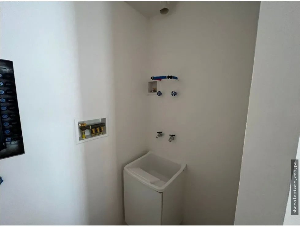 Se alquila apartamento en el Cangrejo, PH Sky Swiss Nuevo