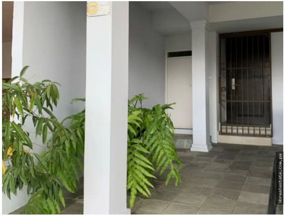 Venta de casa dúplex, La Alameda