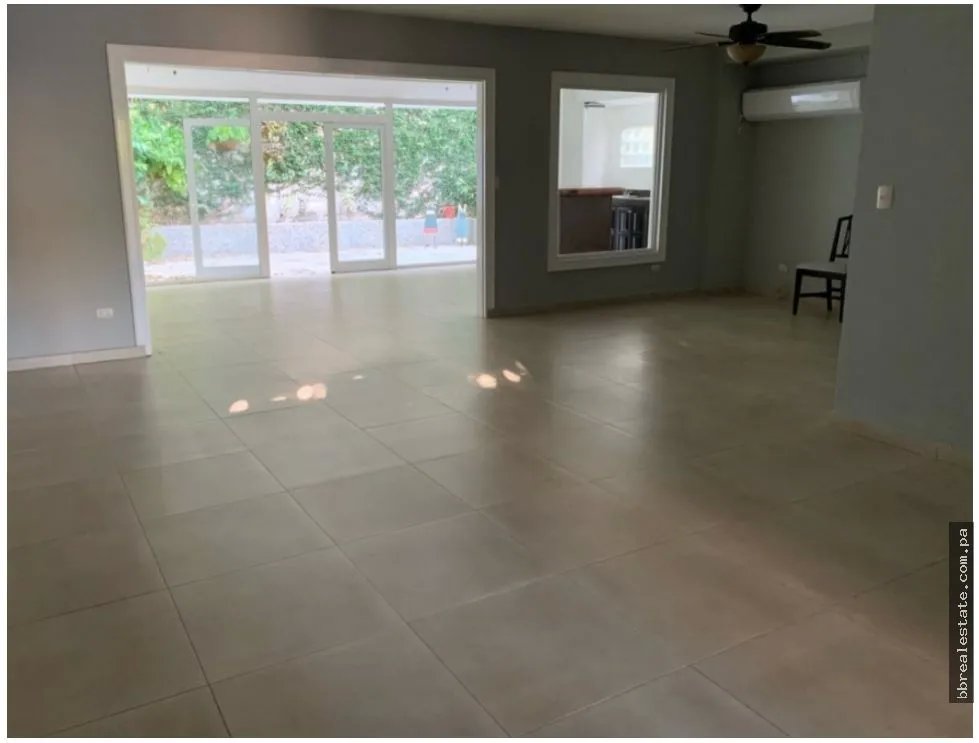 Venta de casa dúplex, La Alameda
