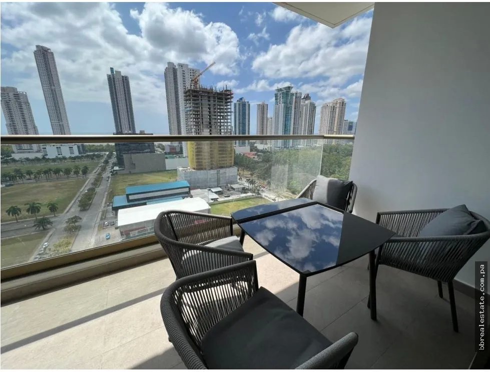 Venta de apartamento en Costa del Este, Ph Parkview