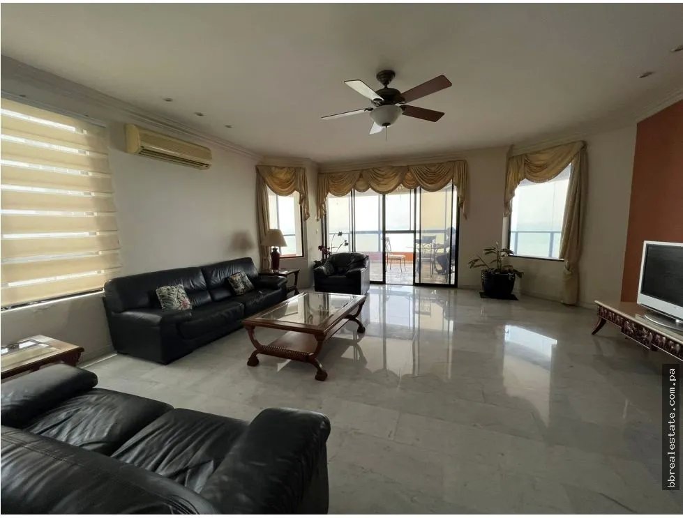 Venta de apartamento en Paitilla, Edificio Regent