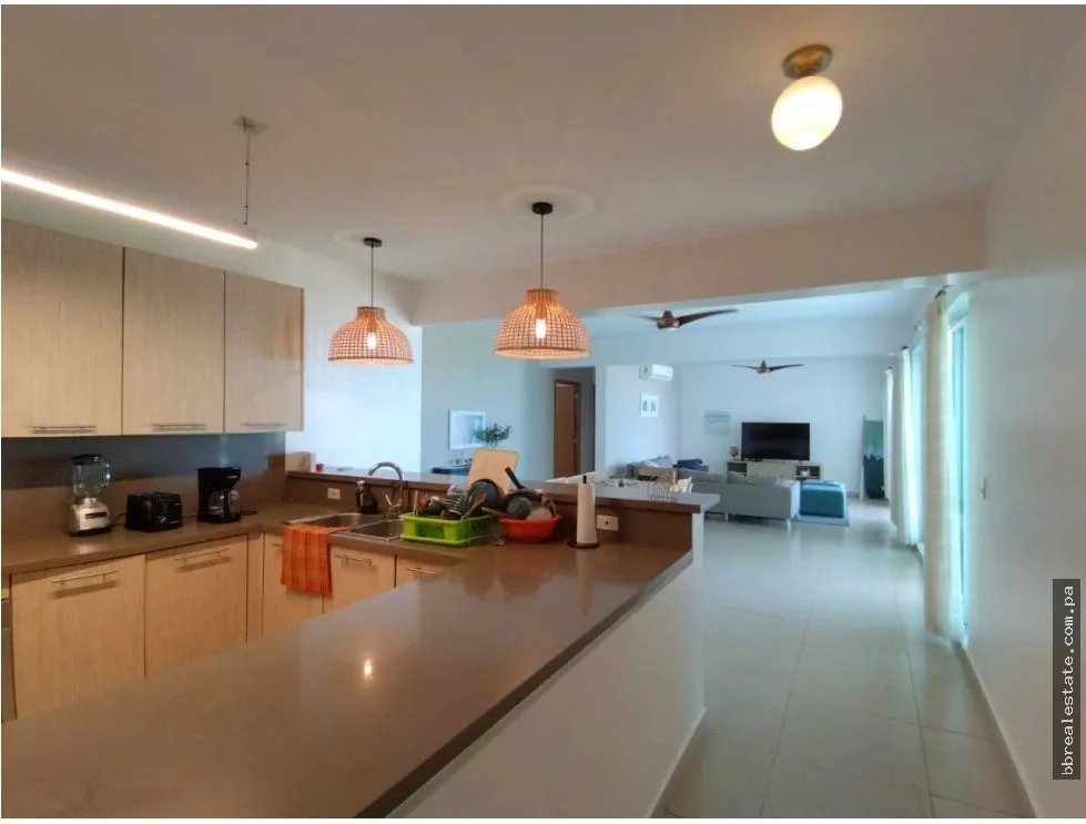 ALQUILER DE APARTAMENTO EN BIJAO BEACH CLUB, PH BALBOA I