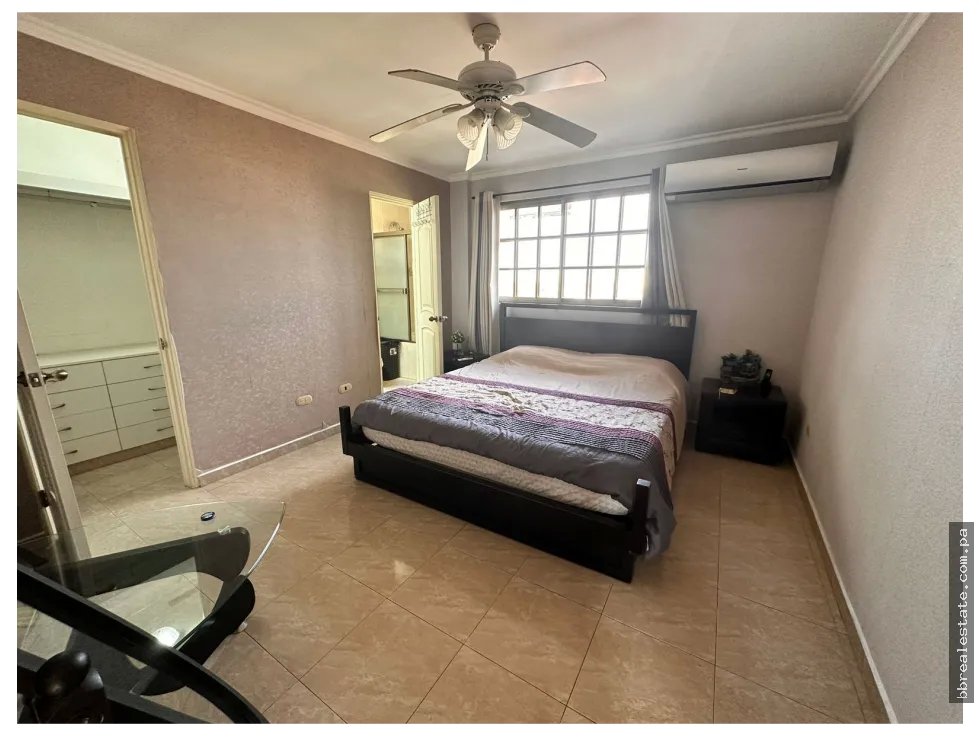 VENTA DE CASA EN VILLA DE LAS FUENTES, URBANIZACION CORONADO GARDEN