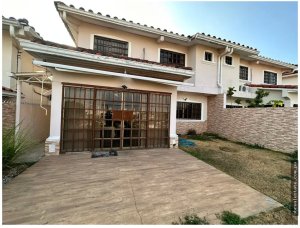 Single Family House for sale in Villa de...