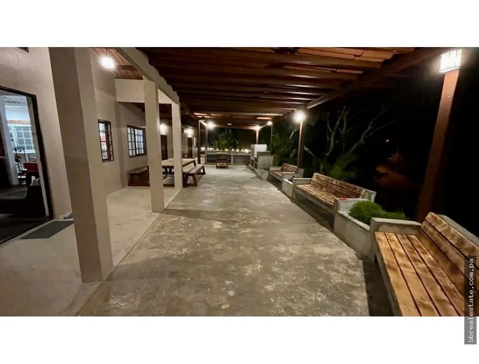 SE VENDE CASA DE CAMPO EN ALTOS DE CAMPANA