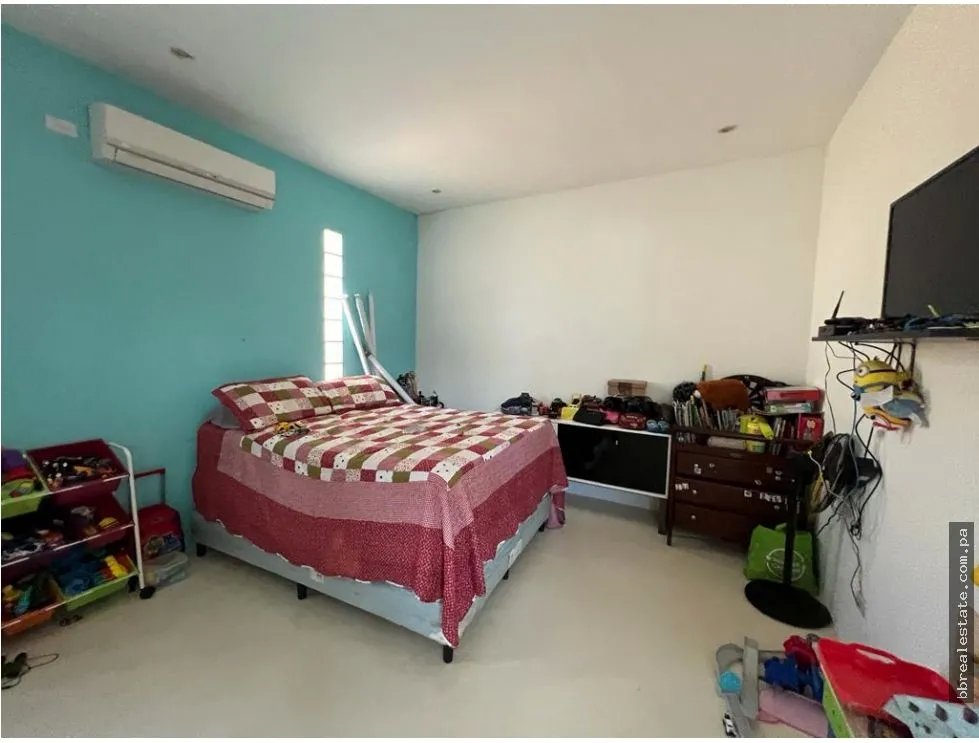 Single Family House for sale in Coronado