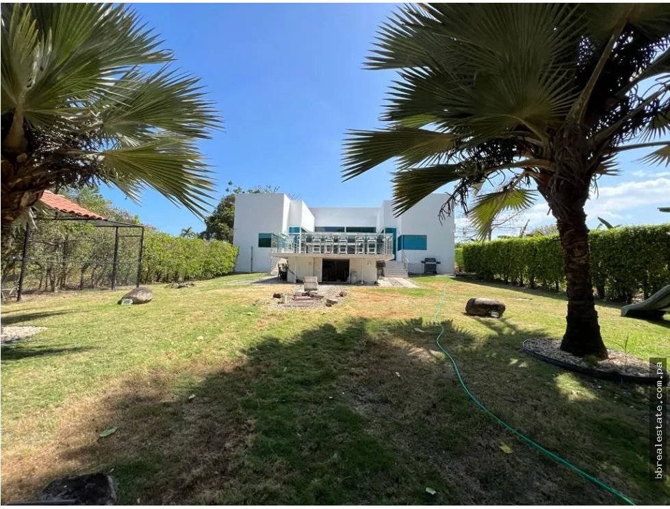 VENTA DE CASA DE PLAYA EN CORONADO