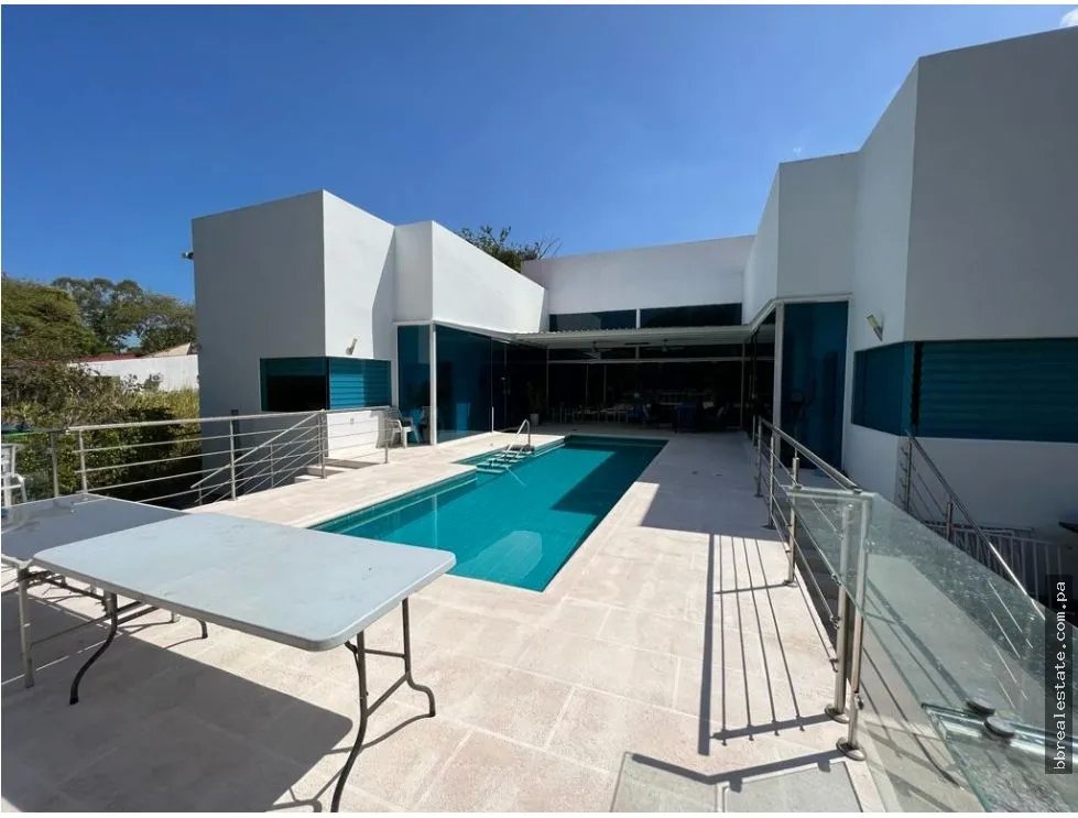 VENTA DE CASA DE PLAYA EN CORONADO