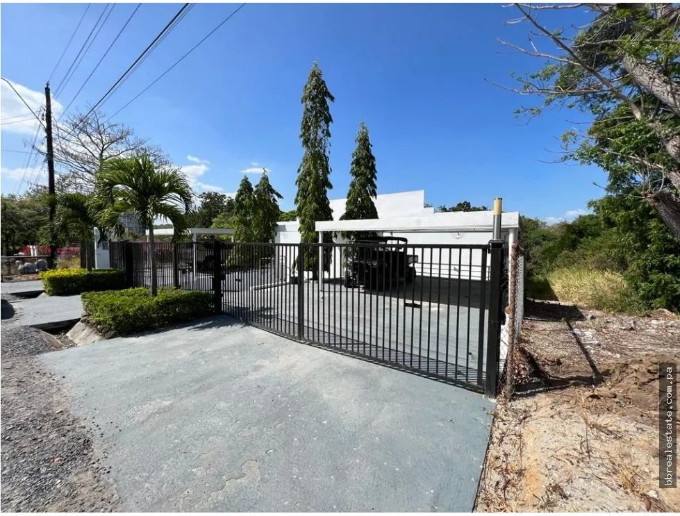 VENTA DE CASA DE PLAYA EN CORONADO