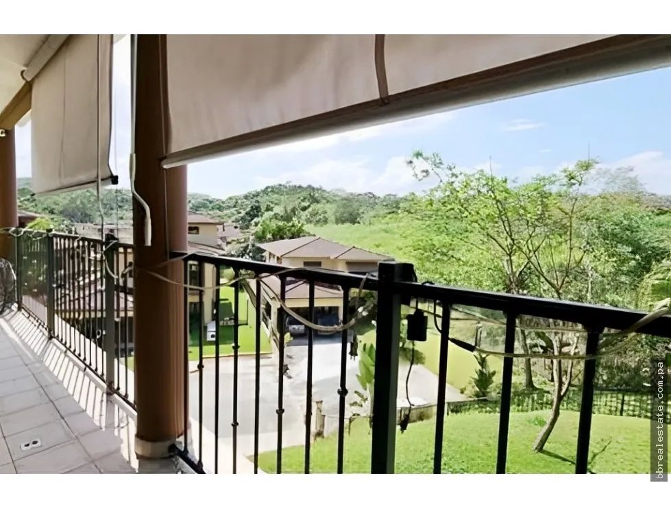 SE ALQUILA APARTAMENTO EN CLAYTON, PH EMBASSY CLUB