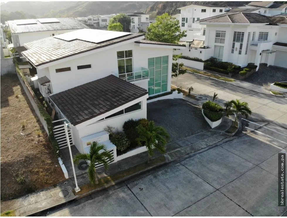 VENTA DE  CASA EN ALTOS DE PANAMÁ, RESIDENCIAL HORIZONTE II