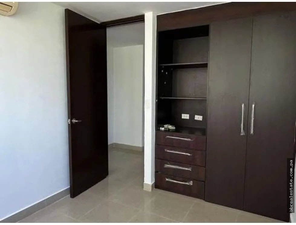 ALQUILER DE  APARTAMENTO EN COSTA DEL ESTE, PH PIJAO