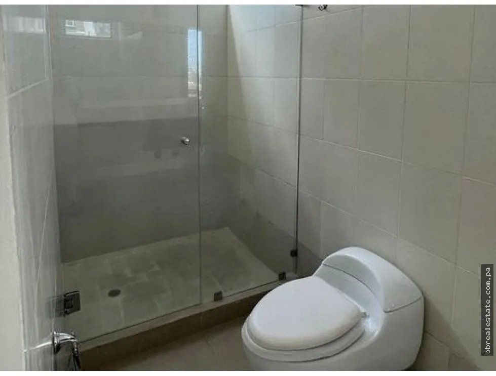 ALQUILER DE  APARTAMENTO EN COSTA DEL ESTE, PH PIJAO