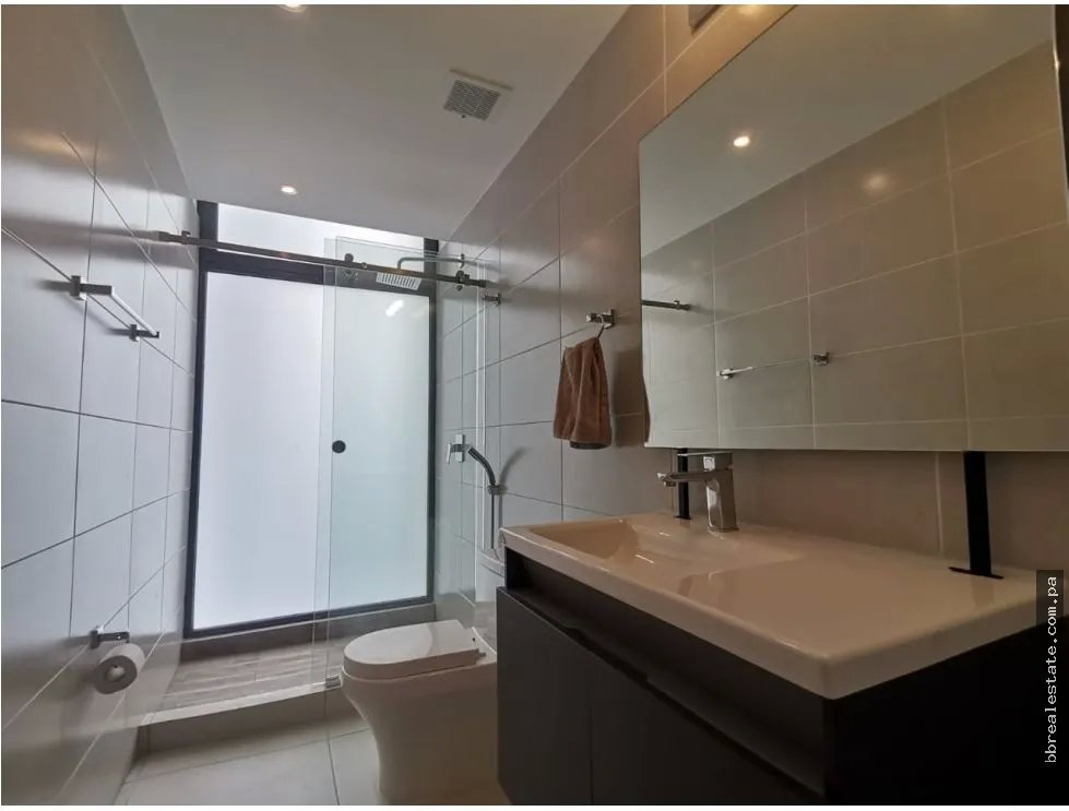 ALQUILER DE APARTAMENTO EN COCO DEL MAR,  PH COCO PLACE