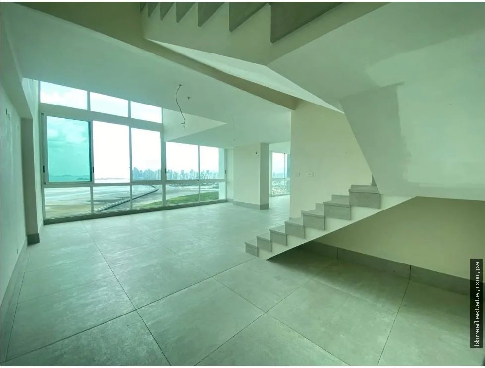 Venta de penthouse en Costa del Este, PH Asia Costa del Mar