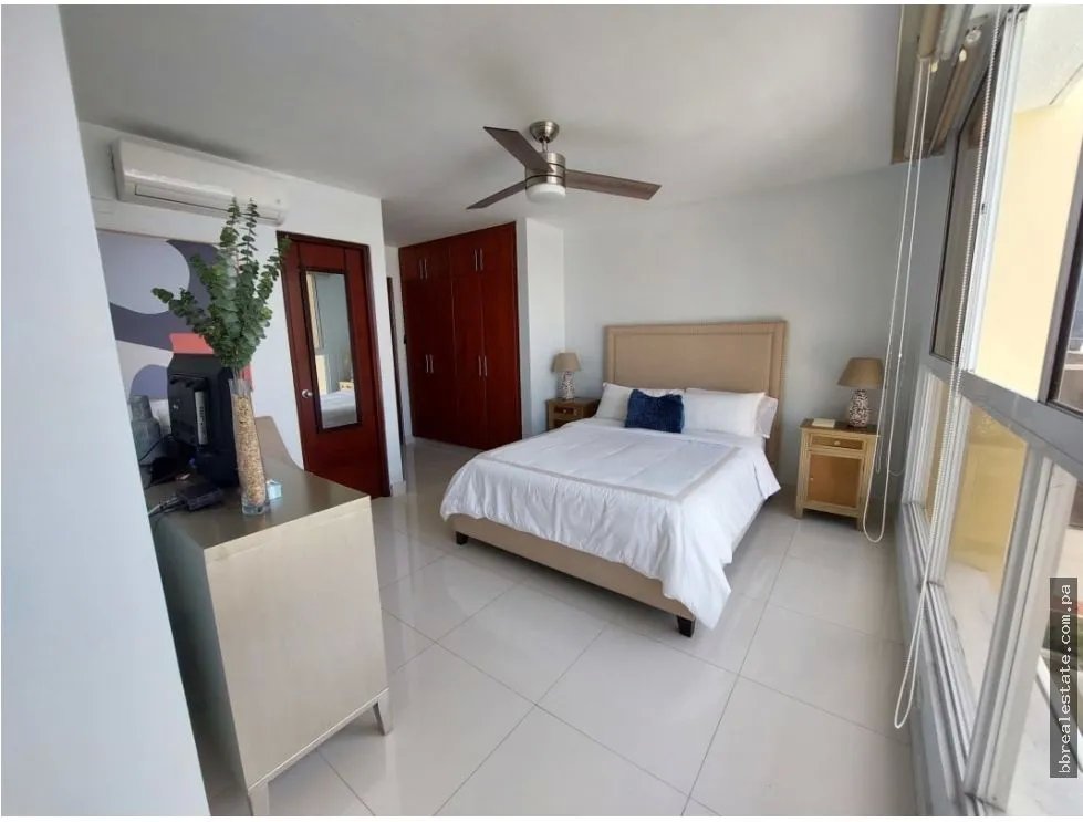 SE VENDE APARTAMENTO EN OBARRIO, PH DIANA TOWER
