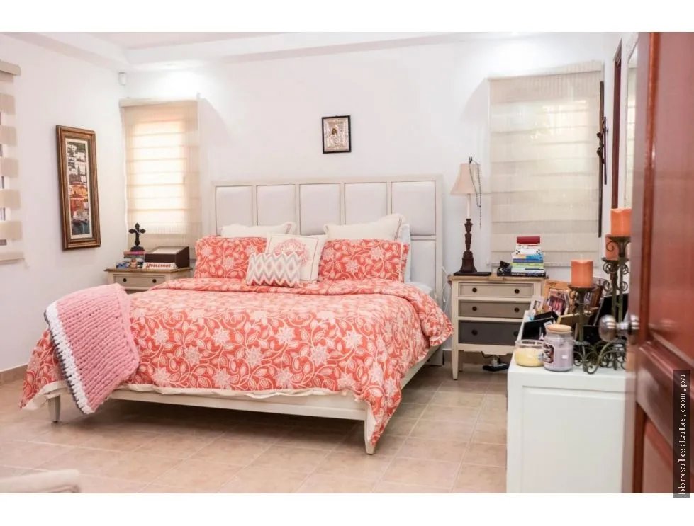 Single Family House for sale in Albrook