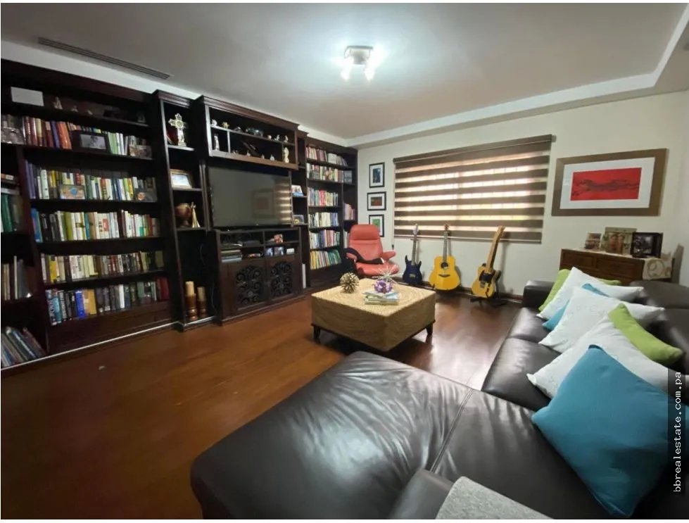 SE VENDE CASA EN ALBROOK