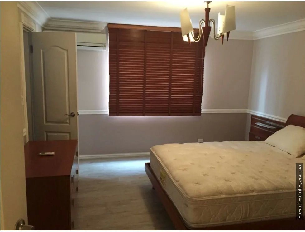 Se alquila apartamento en Marbella, PH Ebelle