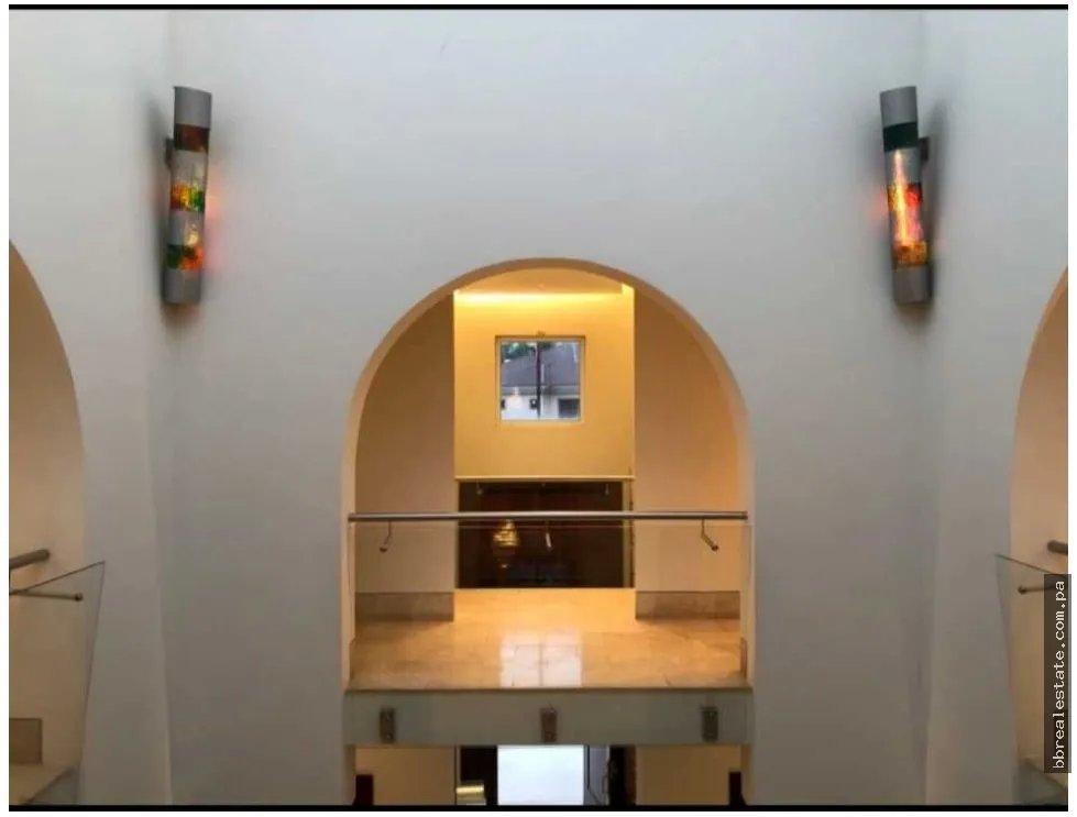 VENTA DE CASA COSTA DEL ESTE, BALMORAL