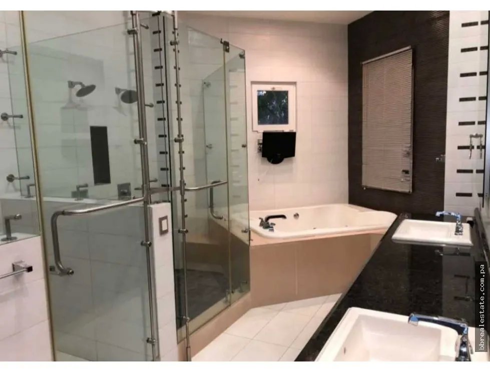 VENTA DE CASA COSTA DEL ESTE, BALMORAL