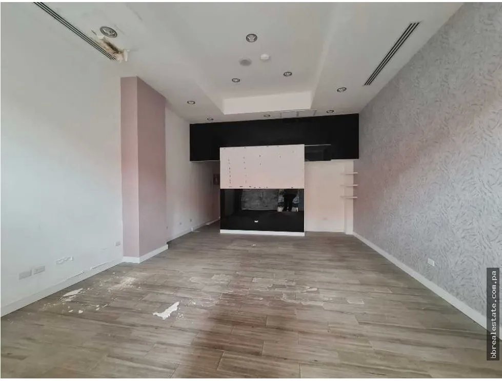 Se Alquila local comercial Albrook
