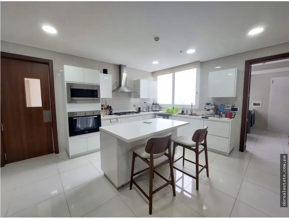 Apartment for sale in Coco del Mar