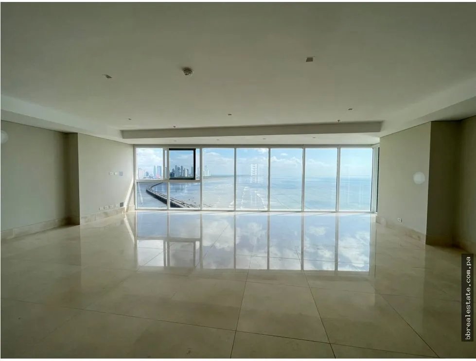Apartment for sale in Coco del Mar