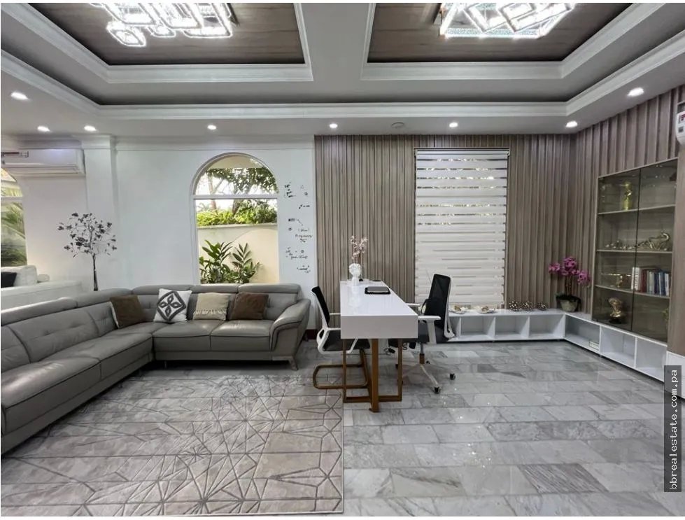 Single Family House for sale in Altos del Golf