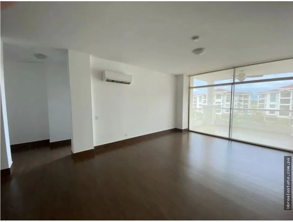 Apartment for sale in Costa Sur