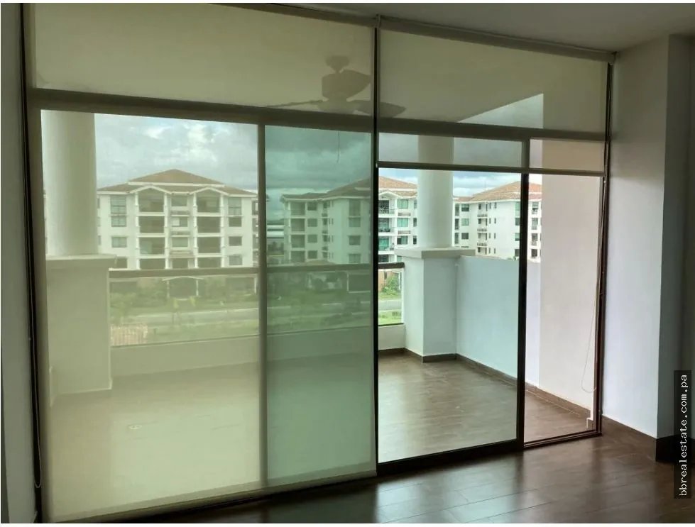 Apartment for sale in Costa Sur