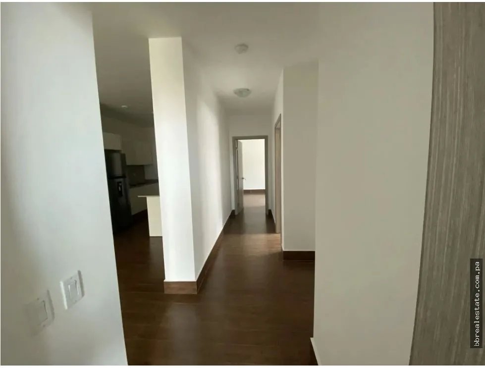 Se vende apartamento en Costa Sur, PH Costamare