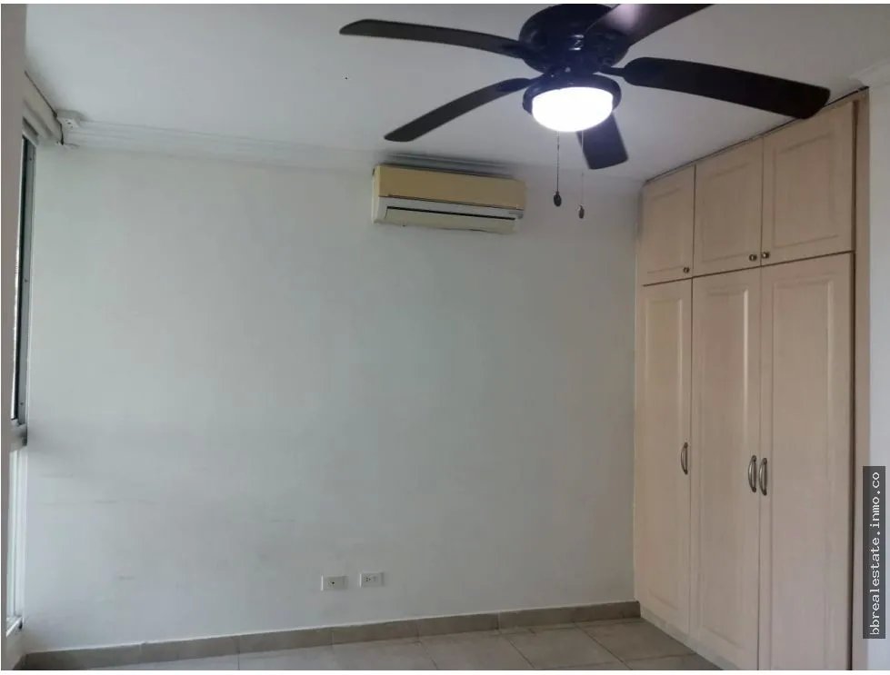 Apartment for sale in Punta Pacifica
