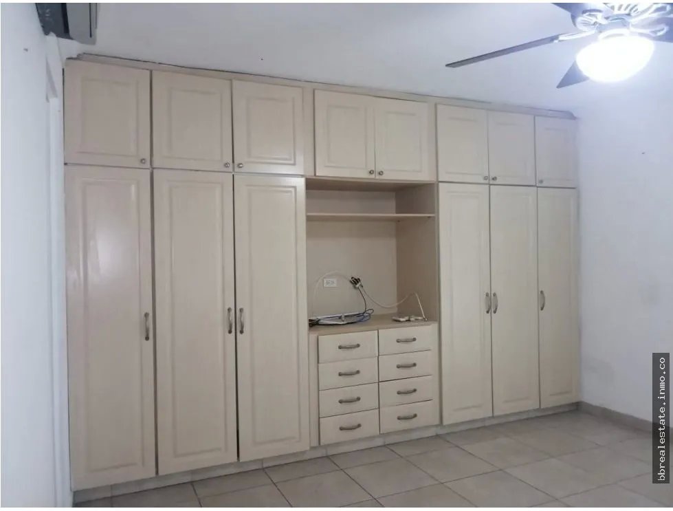Apartment for sale in Punta Pacifica