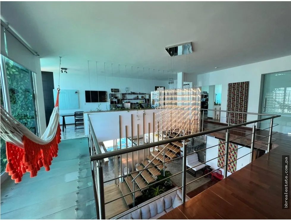 Apartment for sale in Punta Pacifica