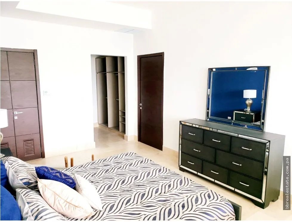 Se vende apartamento en Punta Pacifica, PH Grand Tower